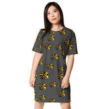 Load image into Gallery viewer, Poison Arrow Frog T-shirt dress, Black and Yellow Frog Print